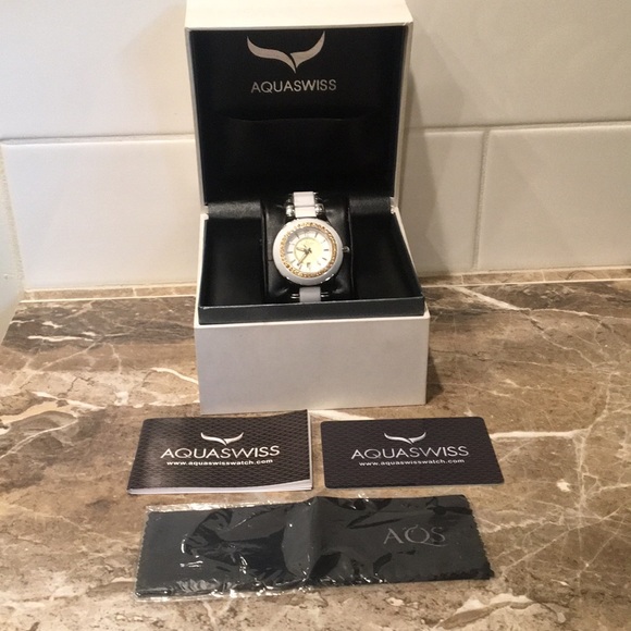 NWT Aquaswiss Sea Star watch - Picture 3 of 5